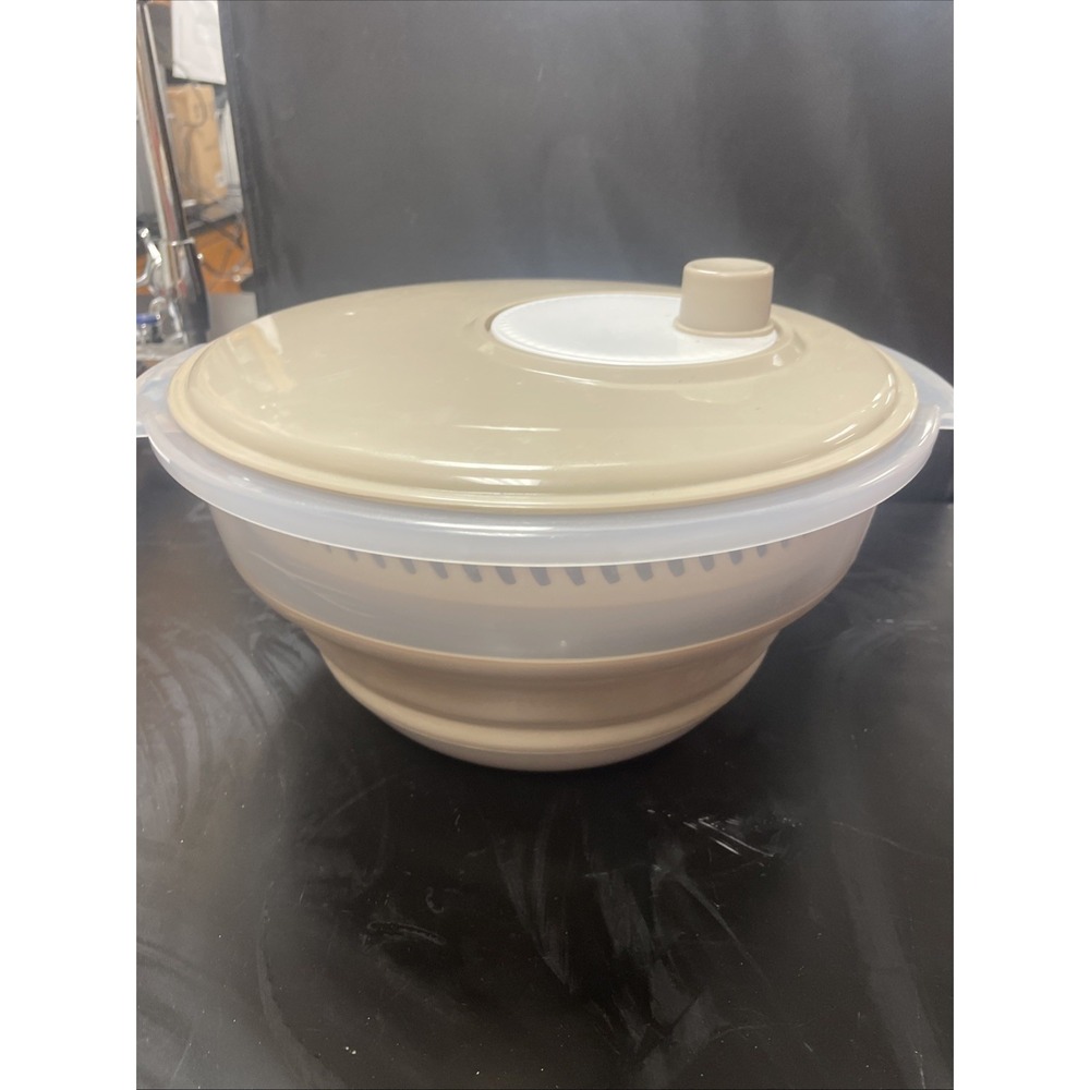 Salad‎ Spinner TOKIG White And Tan Bowl Salad Serving Bowl Strainer
